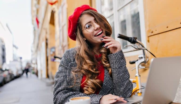 如何让女孩微笑：50个让她开心的小方法