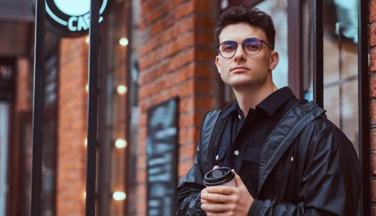 如何应对并让你女友的前男友远离她